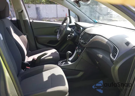 2020 Chevrolet Trax Fwd Ls z USA, uszkodzony, nr VIN 3GNCJKSB0LL199232